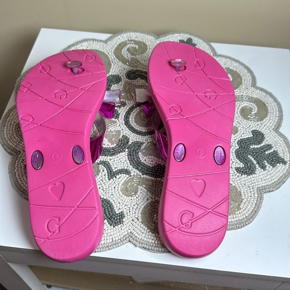 Pink guess flip flops - Picture 5 of 6